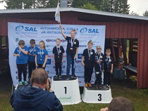 10T-sarjan kiväärin joukkuekilpailun mitalistit